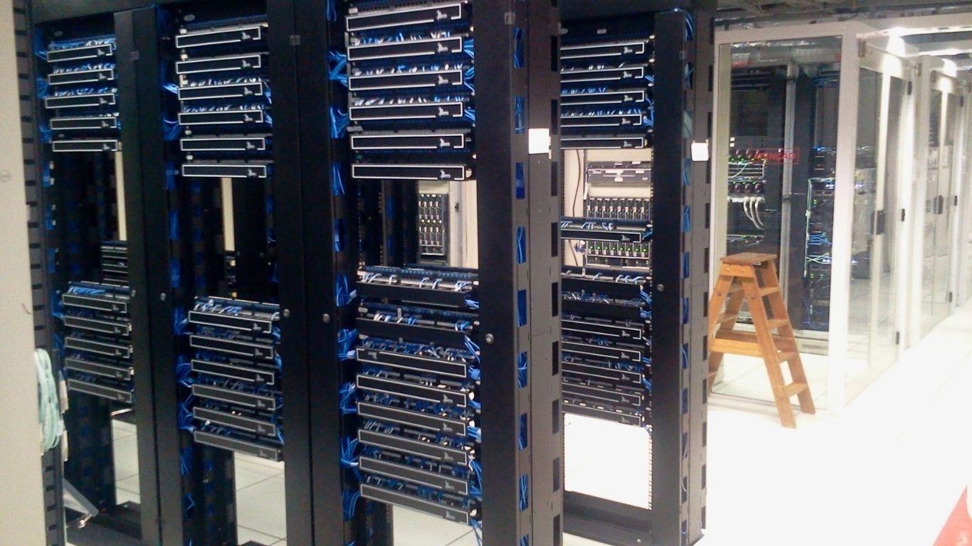 buy best and cheap reseller hosting in Delhi 2021